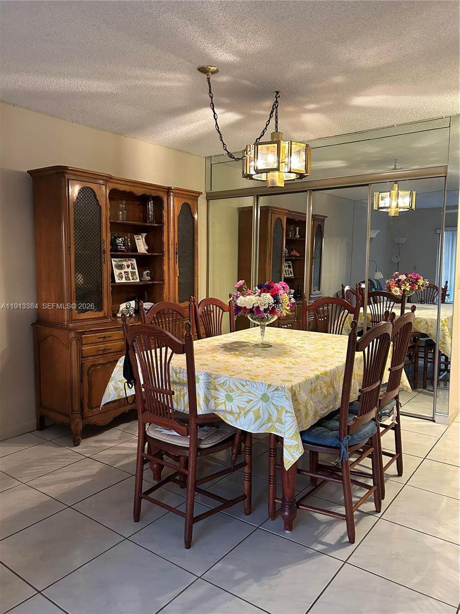 https://bt-photos.global.ssl.fastly.net/miami/1280_boomver_3_A11913384-2.jpg