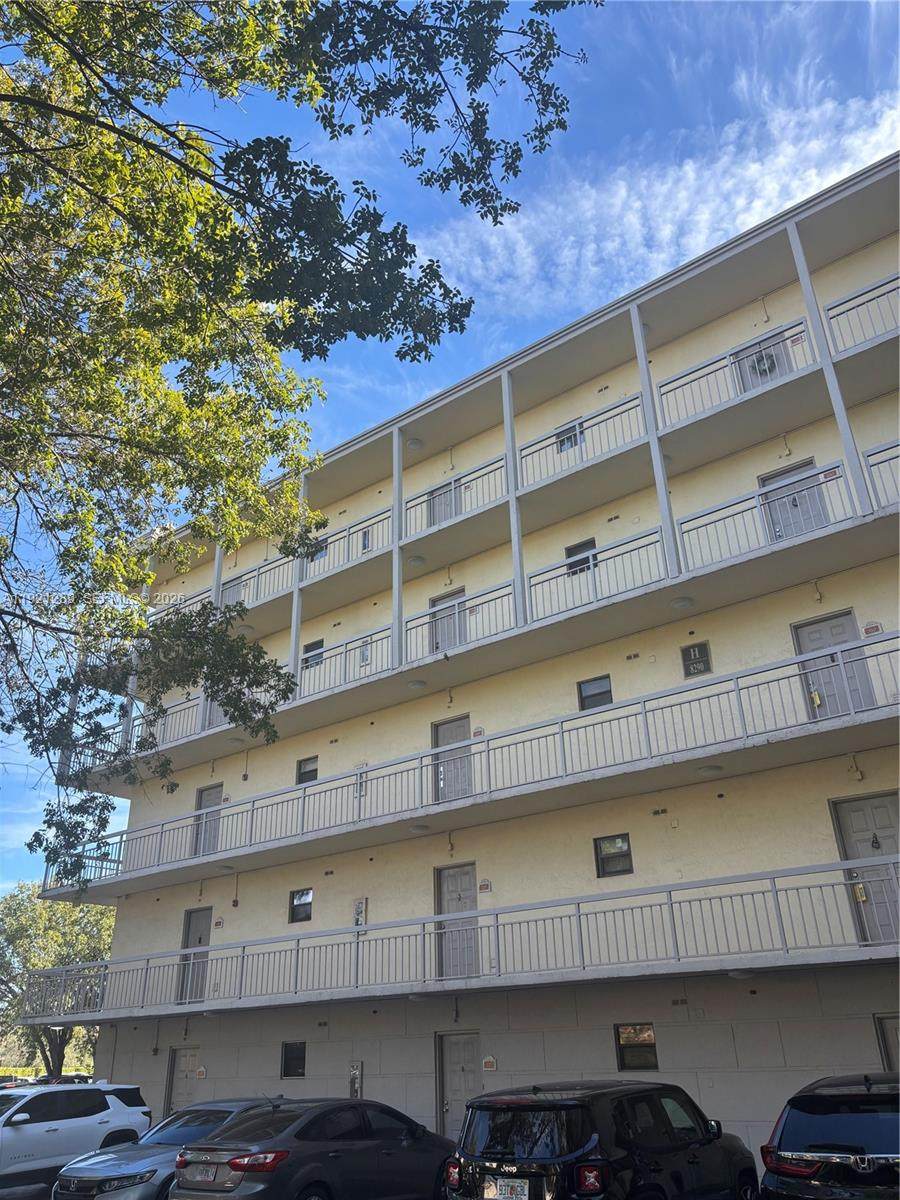 8290 Lake Dr - Photo 1