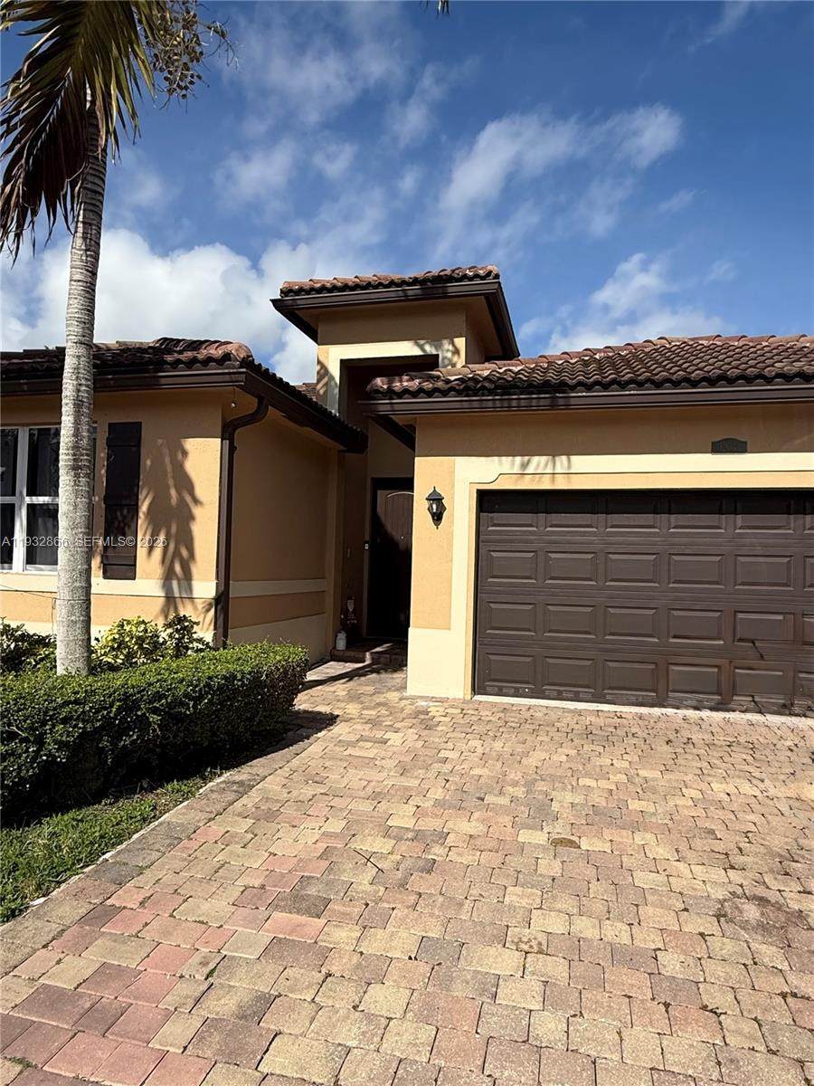 https://bt-photos.global.ssl.fastly.net/miami/orig_boomver_3_A11932866-2.jpg