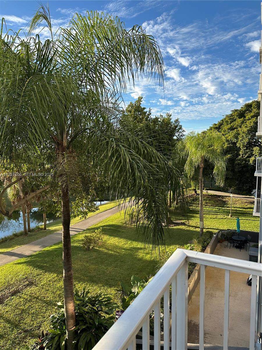 https://bt-photos.global.ssl.fastly.net/miami/1280_boomver_2_A11937805-2.jpg
