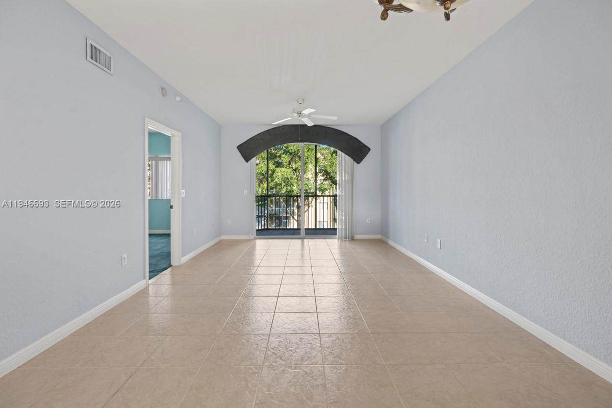 https://bt-photos.global.ssl.fastly.net/miami/orig_boomver_2_A11946693-2.jpg
