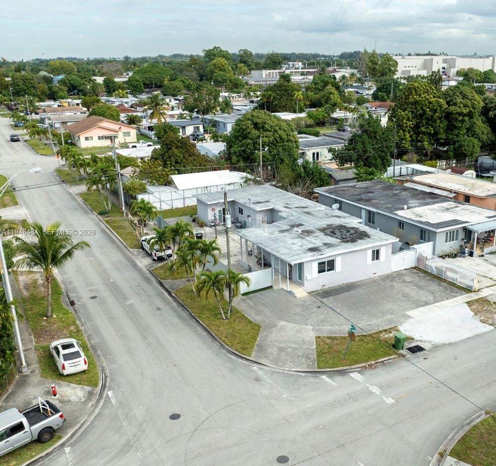 https://bt-photos.global.ssl.fastly.net/miami/1280_boomver_2_A11948484-2.jpg