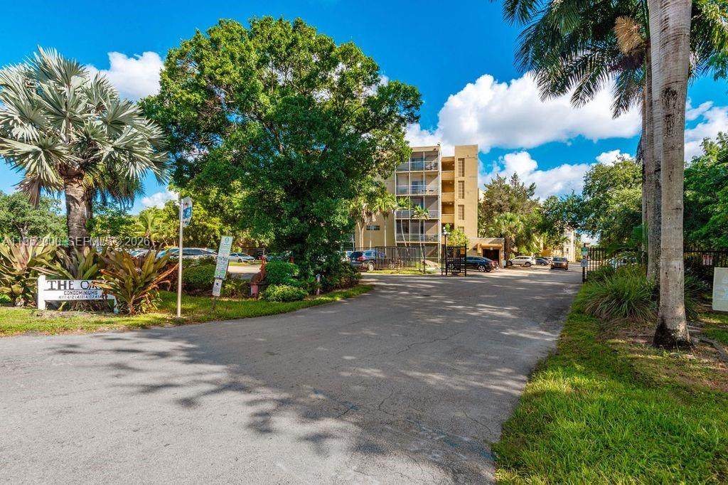 4111 Stirling Rd - Photo 1