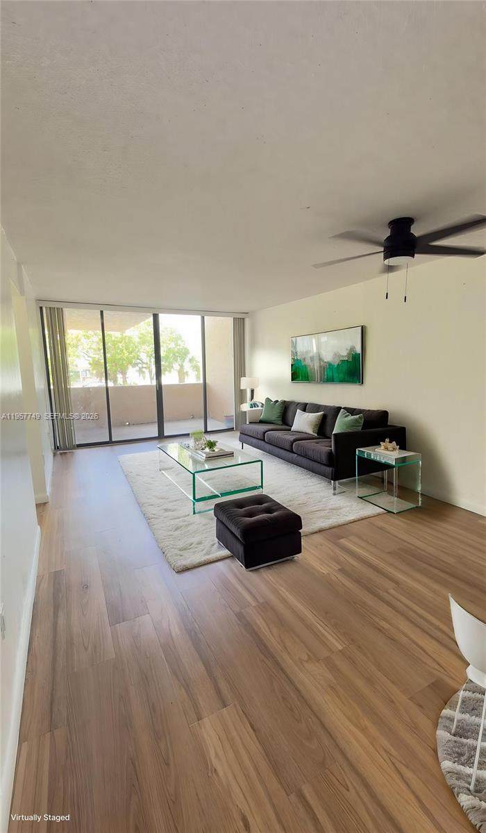 https://bt-photos.global.ssl.fastly.net/miami/orig_boomver_3_A11957749-2.jpg