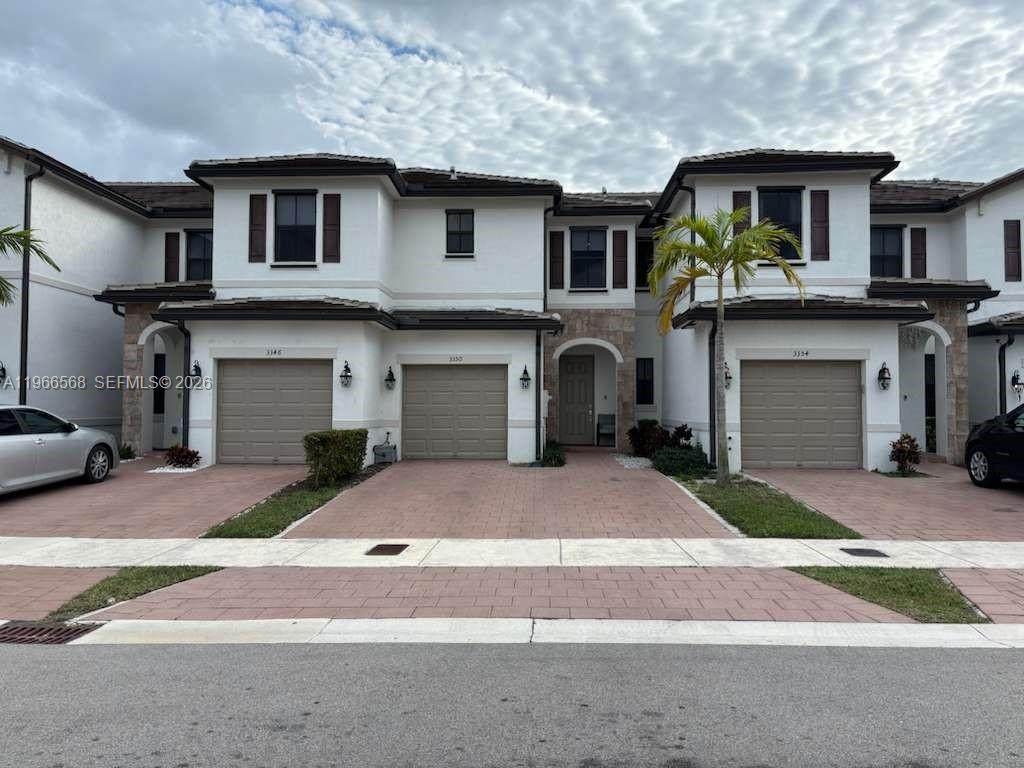https://bt-photos.global.ssl.fastly.net/miami/orig_boomver_1_A11966568-2.jpg