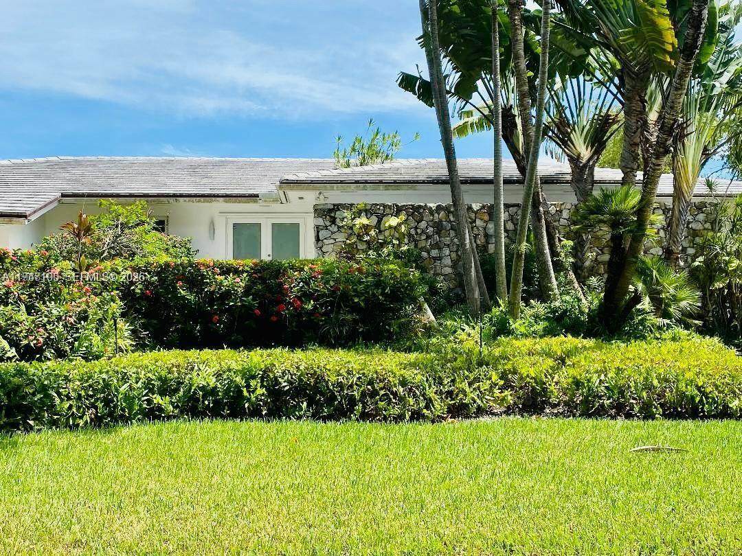 https://bt-photos.global.ssl.fastly.net/miami/orig_boomver_3_A11968100-2.jpg