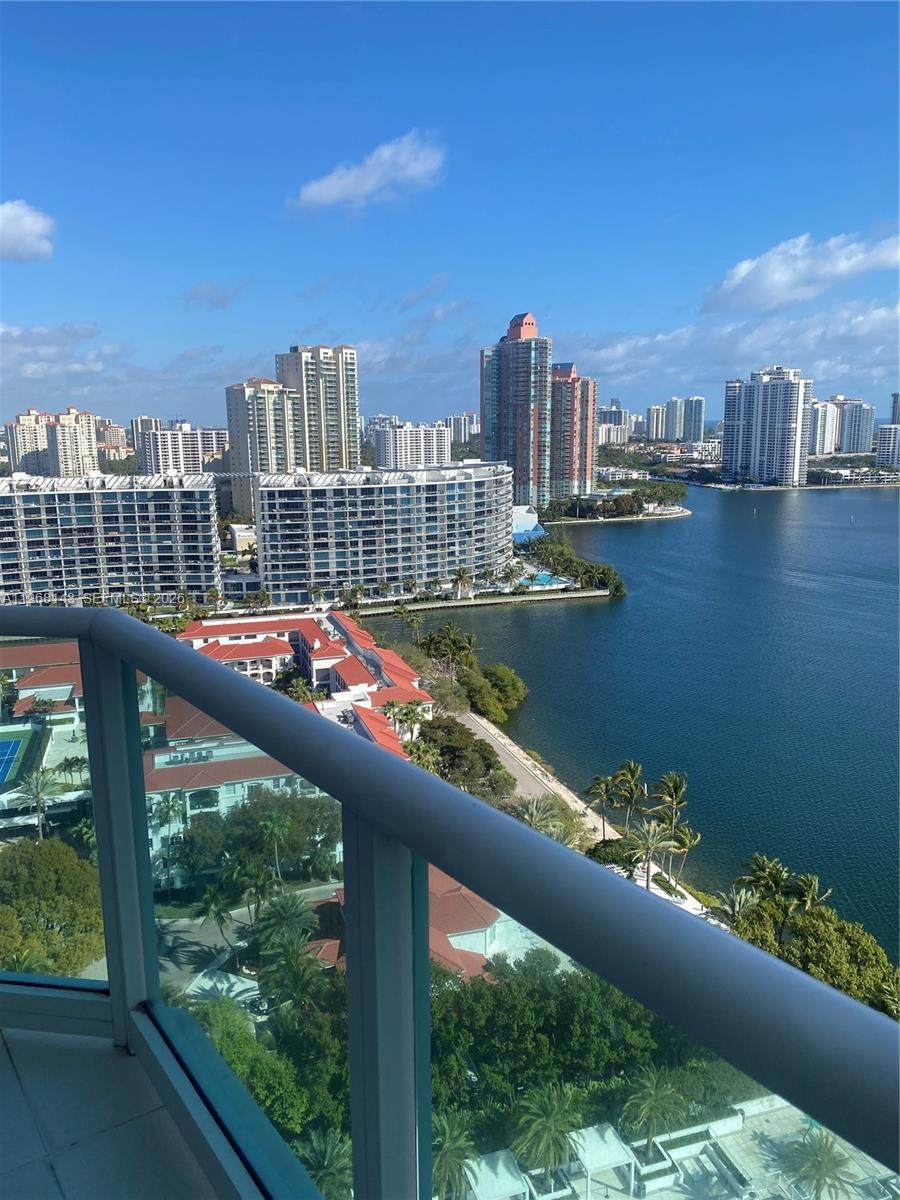 https://bt-photos.global.ssl.fastly.net/miami/orig_boomver_3_A11968143-2.jpg
