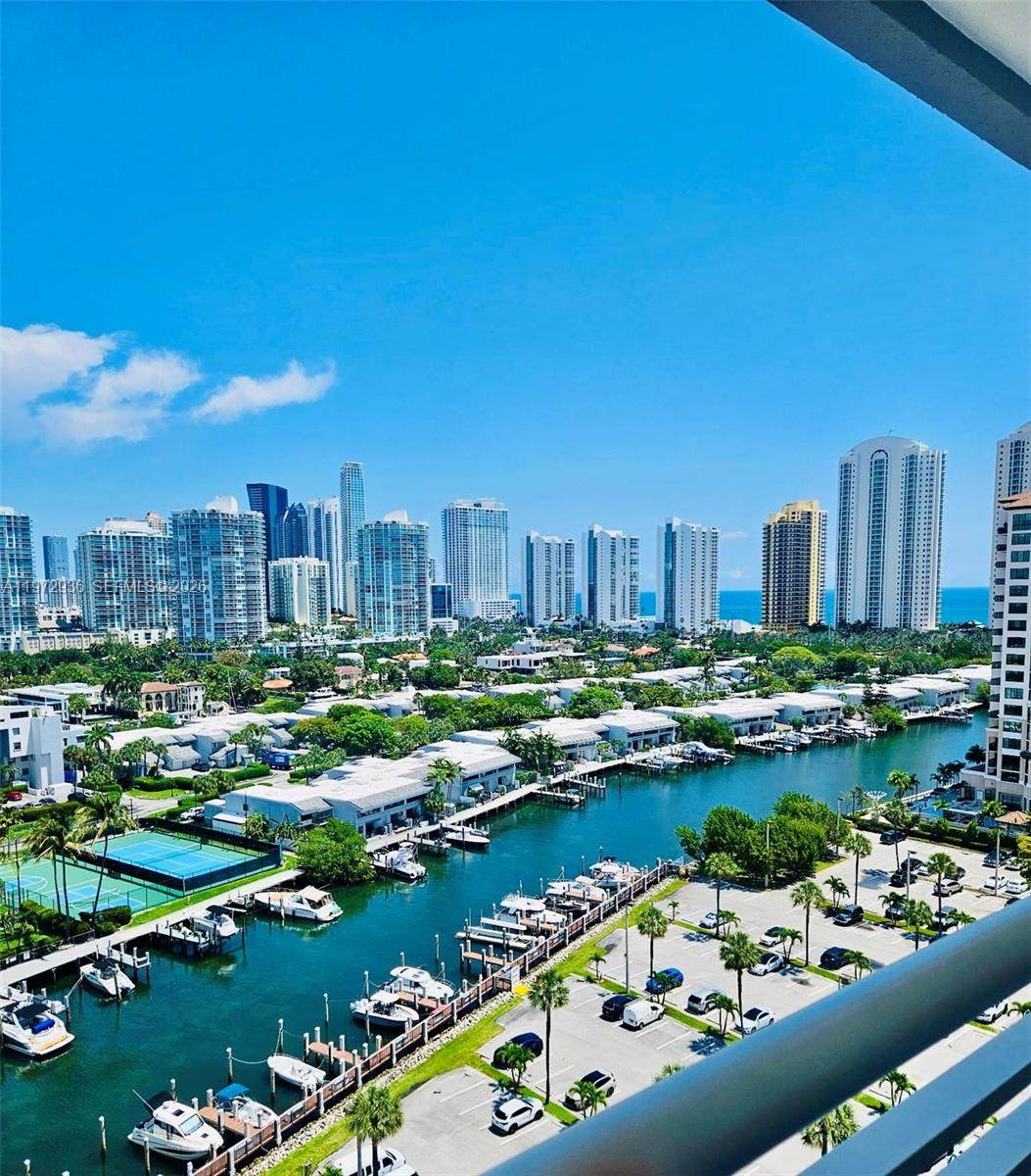 https://bt-photos.global.ssl.fastly.net/miami/orig_boomver_3_A11972936-2.jpg