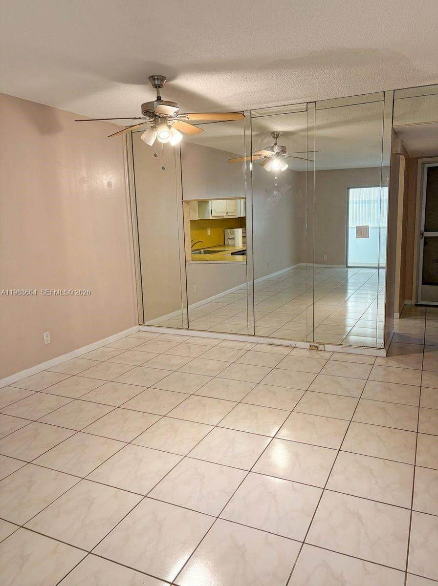 410 2nd St - Photo 1