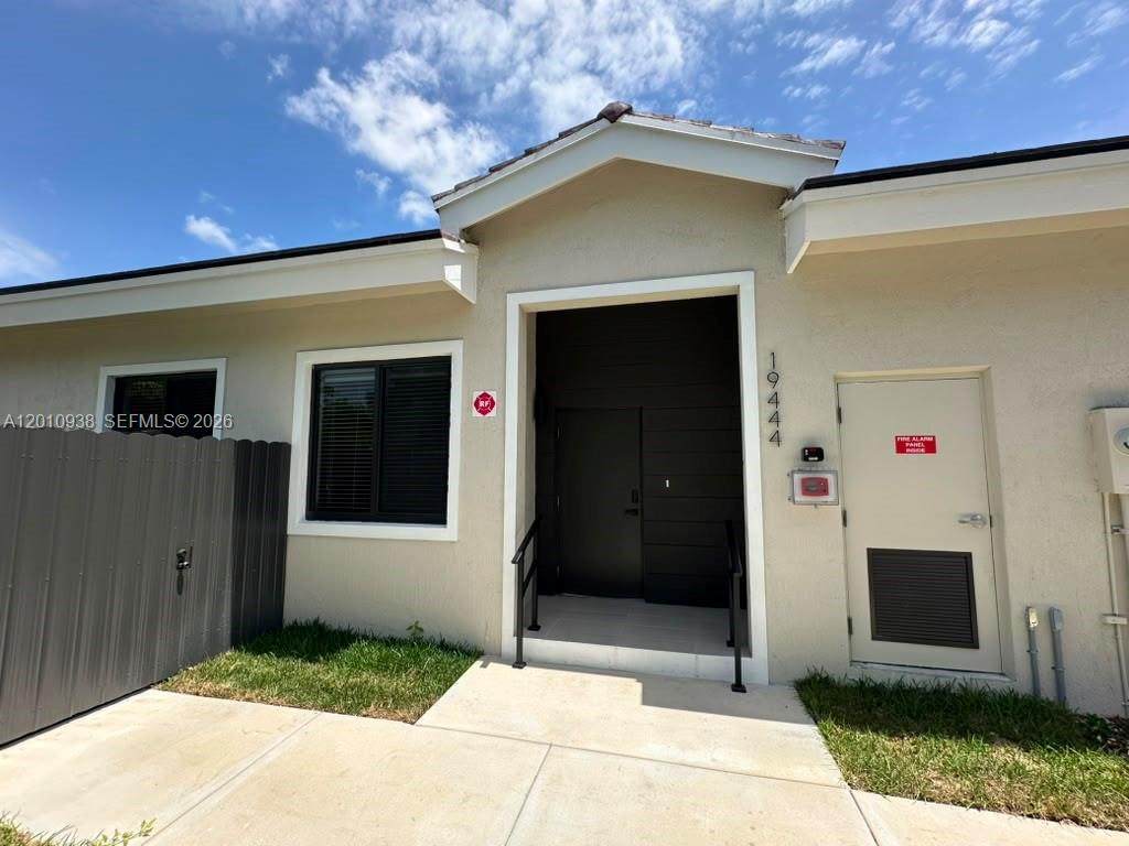 19444 125th Ave - Photo 1