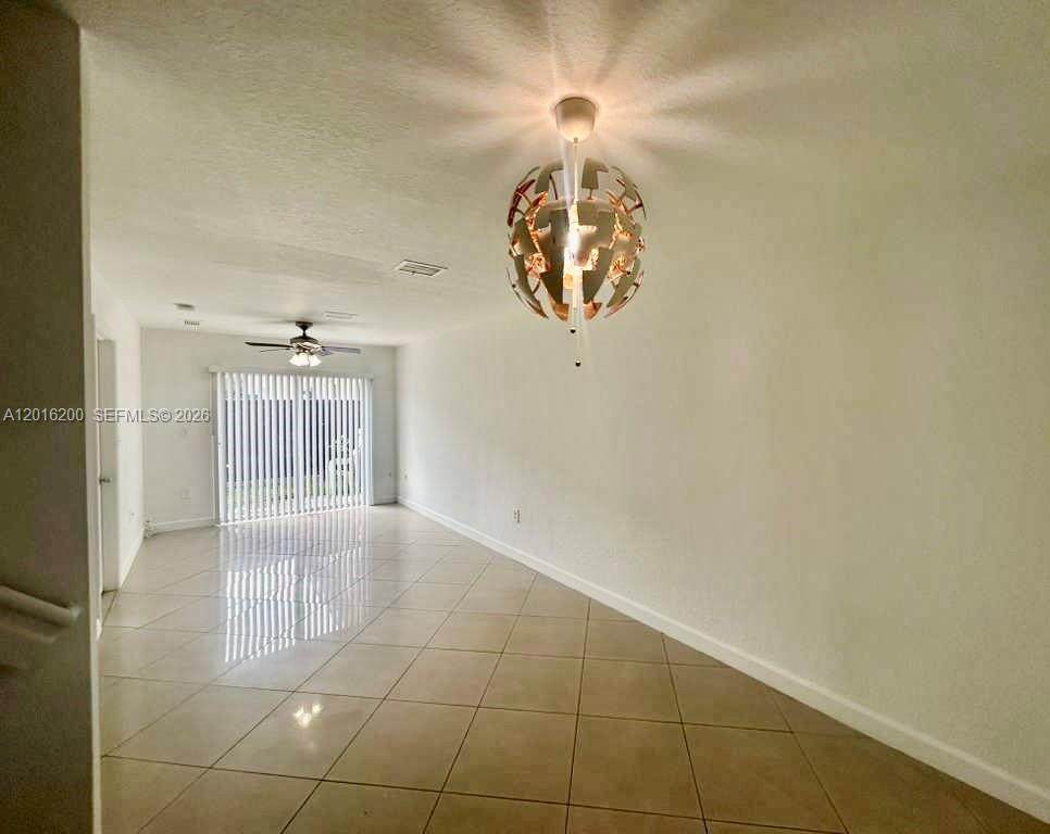 https://bt-photos.global.ssl.fastly.net/miami/orig_boomver_3_A12016200-2.jpg