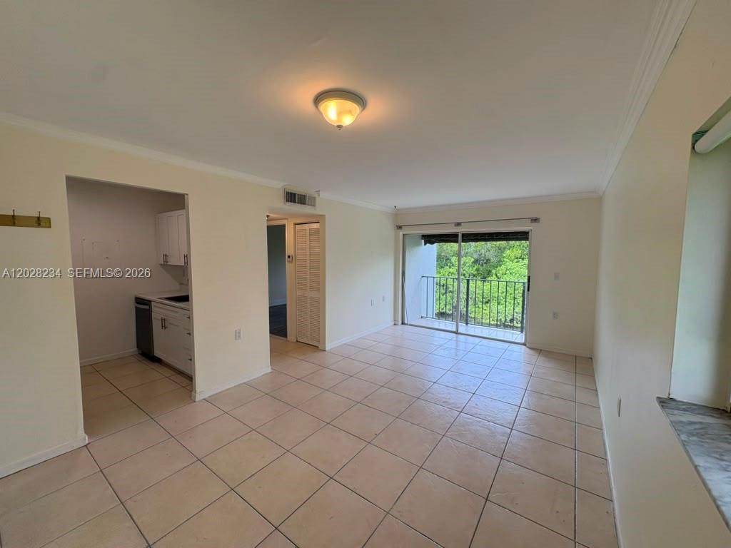 1141 Lake Victoria Dr - Photo 1