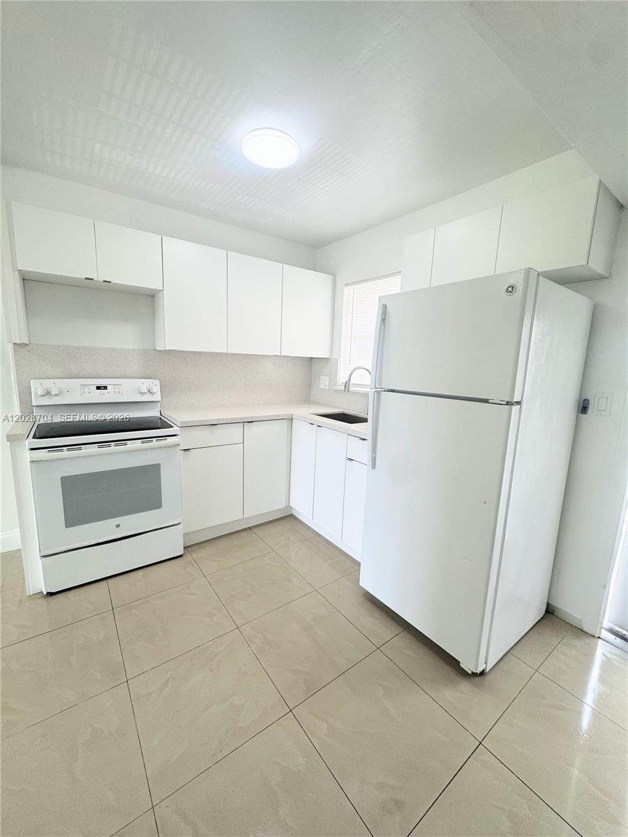 8110 Sunrise Lakes Blvd - Photo 1