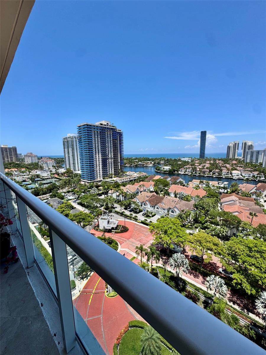 https://bt-photos.global.ssl.fastly.net/miami/orig_boomver_3_A12041436-2.jpg