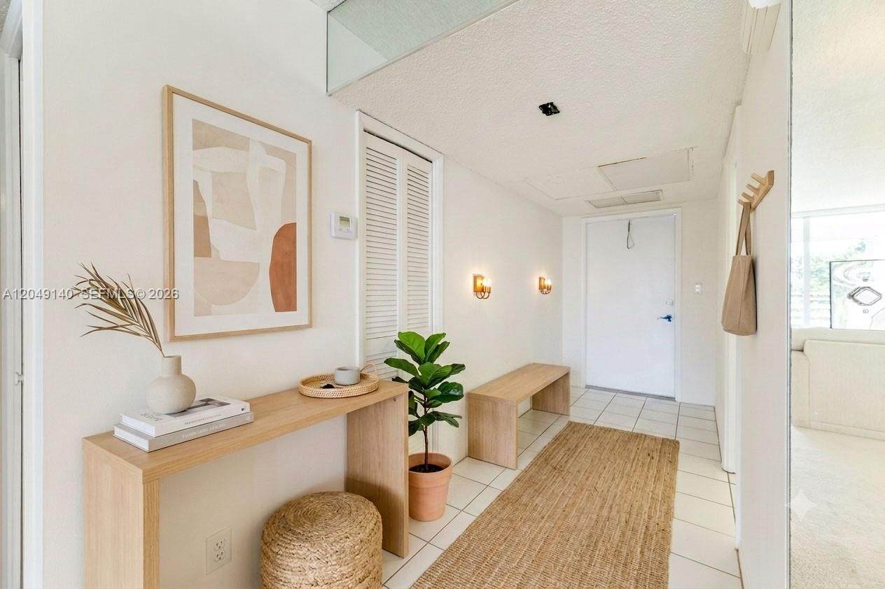 https://bt-photos.global.ssl.fastly.net/miami/orig_boomver_3_A12049140-2.jpg