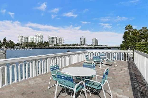 https://bt-photos.global.ssl.fastly.net/miami/1280_boomver_3_A12061309-2.jpg