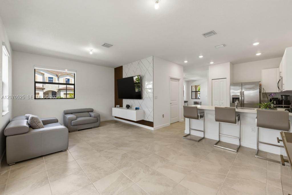 13332 234th Ter - Photo 1