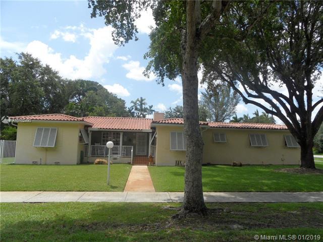 461 Curtiss Pkwy - Photo 1
