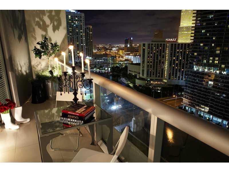 475 Brickell Av - Photo 1