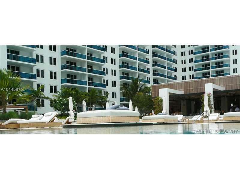2301 Collins Ave - Photo 1