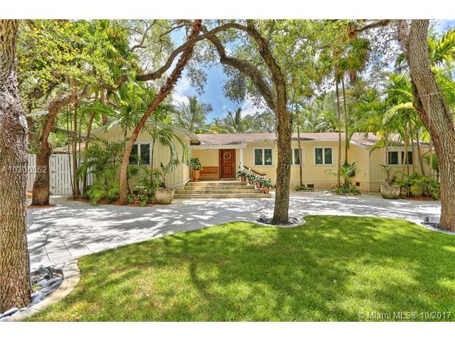 2801 Seminole St - Photo 1