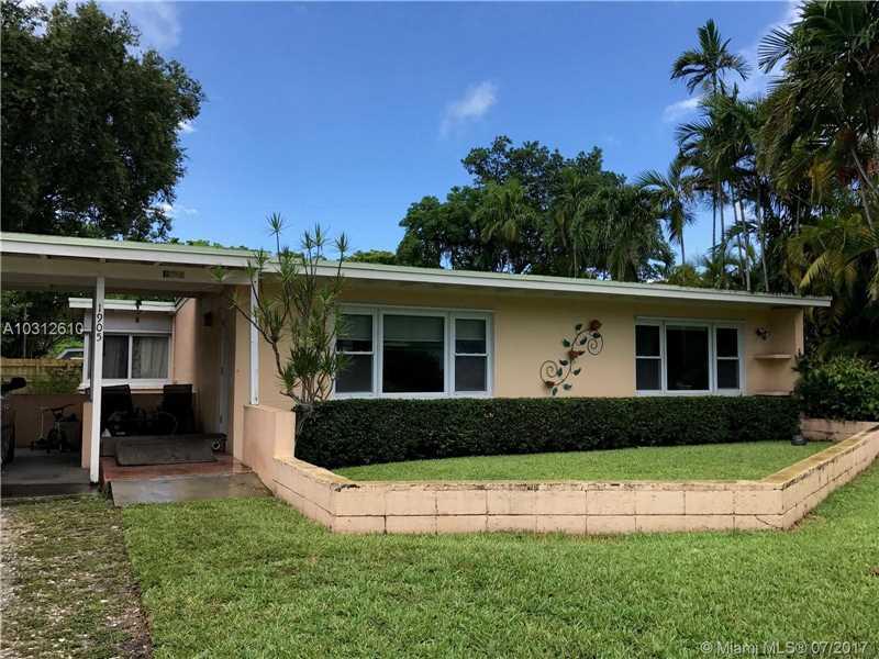 1905 Alamanda Dr - Photo 1