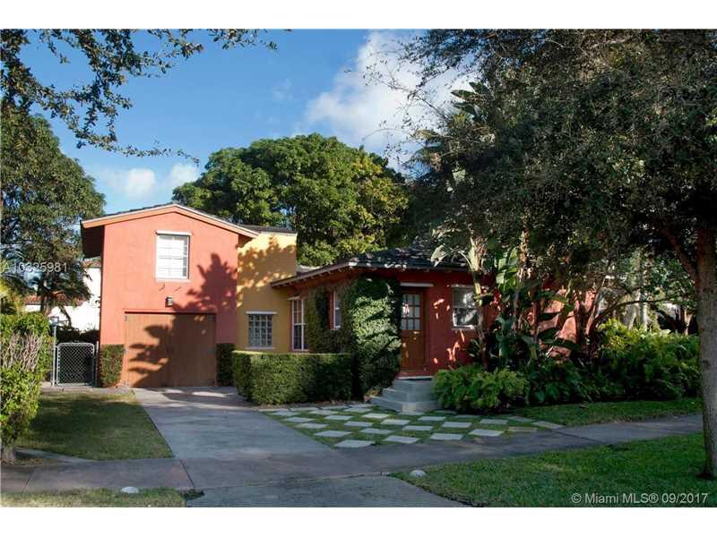 243 Camilo Av - Photo 1