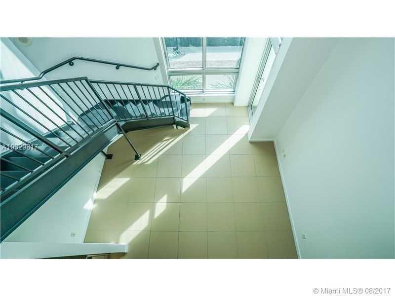 300 Biscayne Blvd - Photo 1