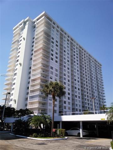 500 Bayview Dr - Photo 1