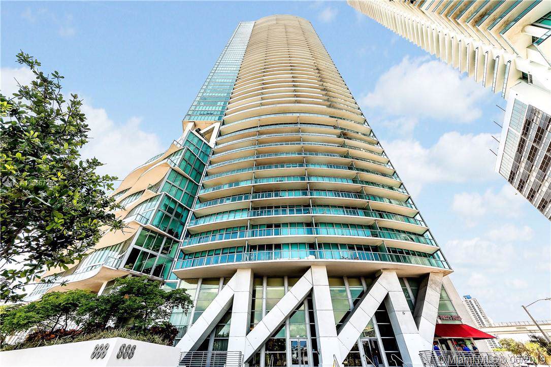 888 Biscayne Blvd - Photo 1