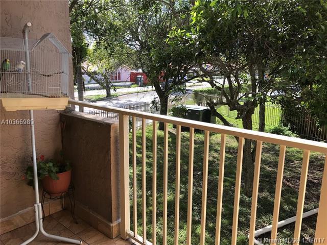 15241 80th St - Photo 1
