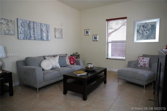 16982 92 ST - Photo 1