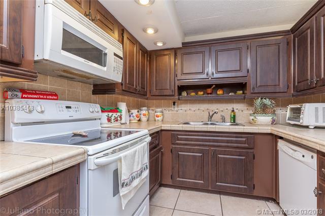 13953 Kendale Lakes Cir - Photo 1