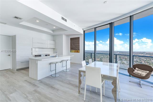 55 9th St - Photo 1