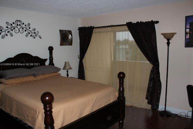 9373 Fontainebleau Blvd - Photo 1