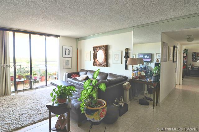 2500 Parkview Dr - Photo 1