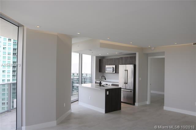488 18TH ST - Photo 1