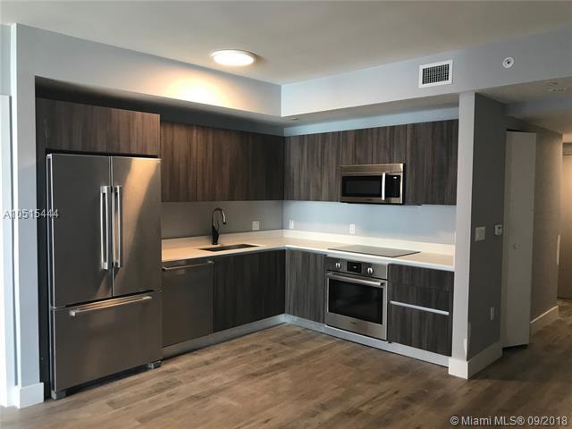 488 18th St - Photo 1