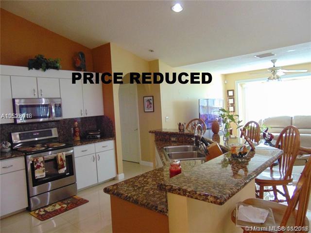 17394 61st Pl N - Photo 1