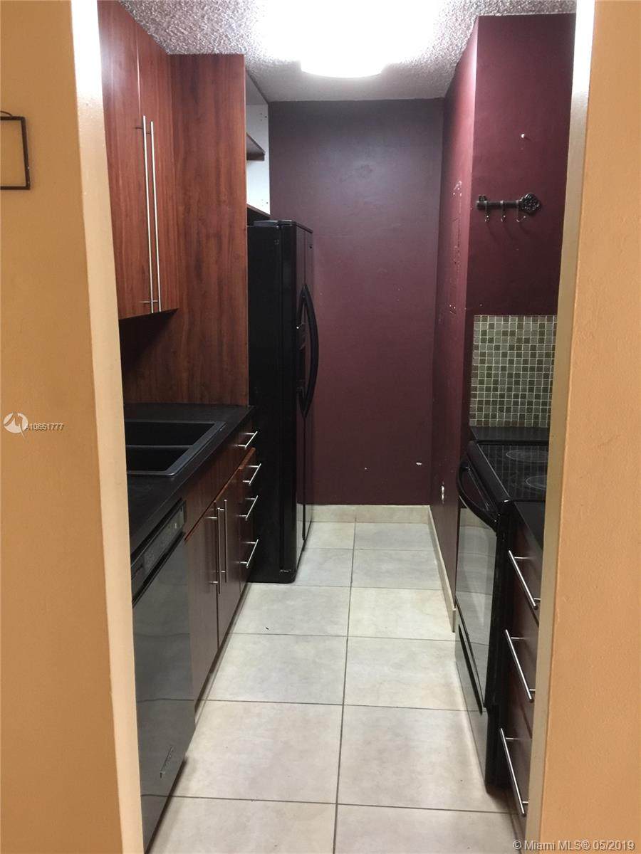 7411 152nd Ave - Photo 1