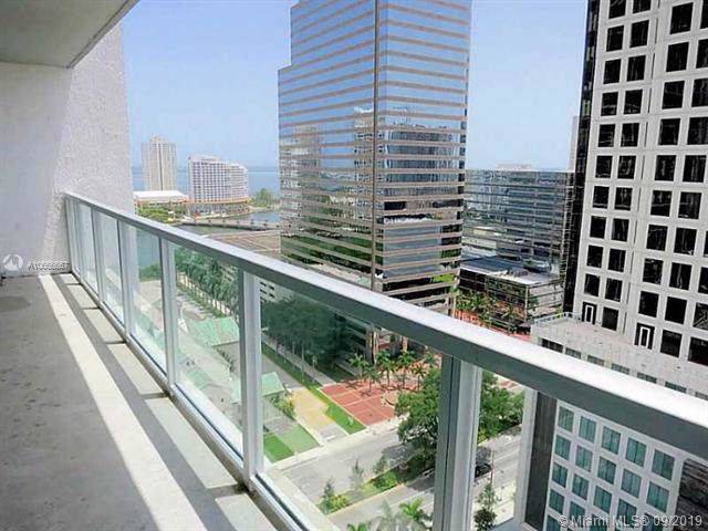 500 Brickell Ave - Photo 1