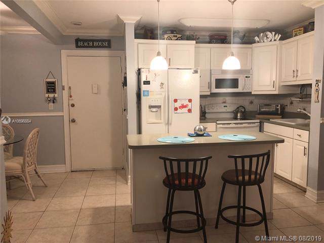 1520 Mckinley St - Photo 1