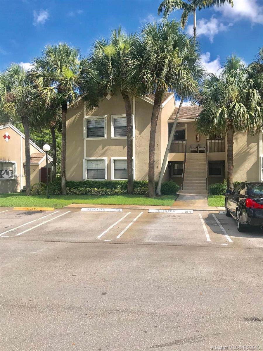 9657 Riverside Dr - Photo 1