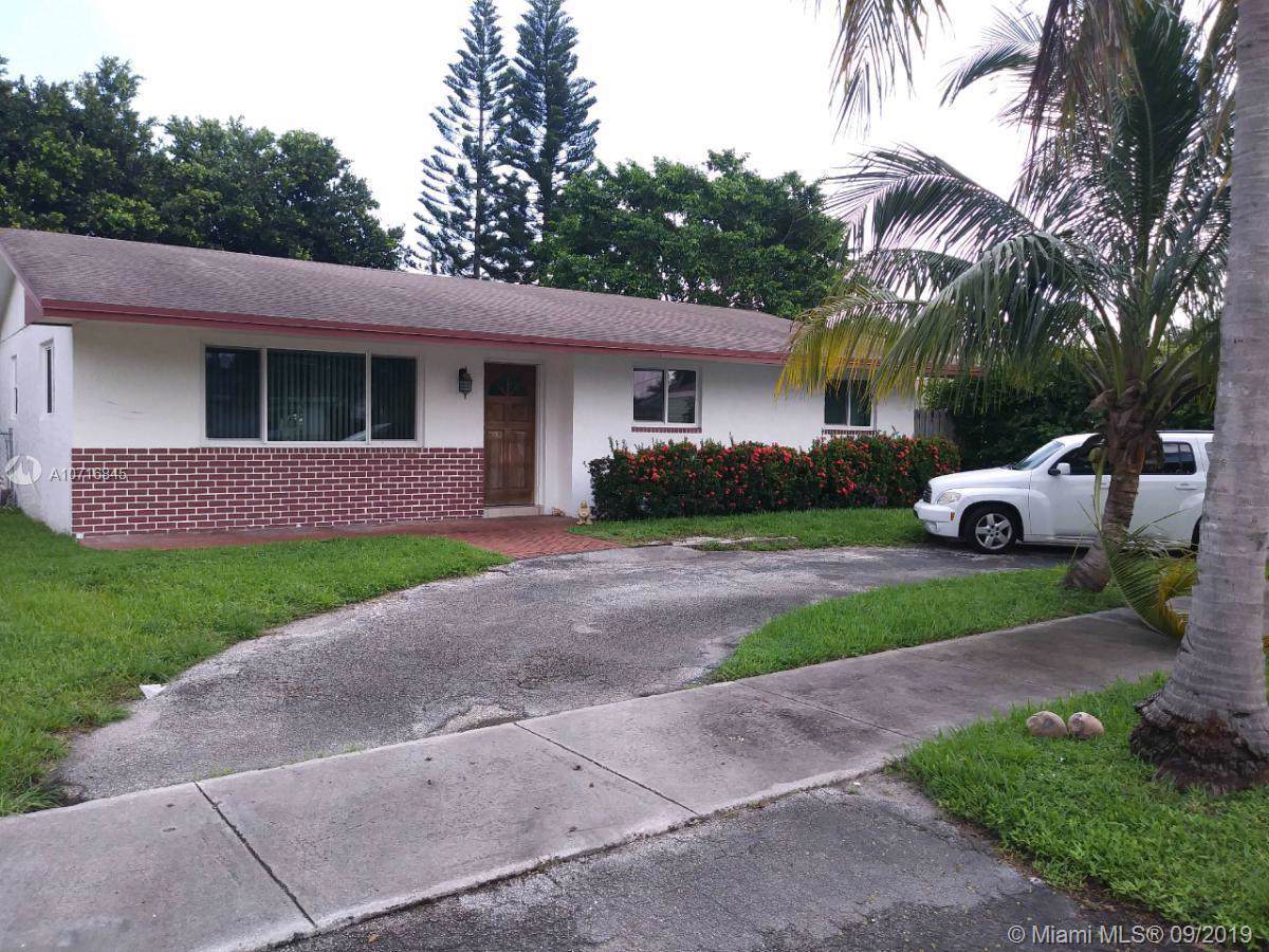 7131 Mcclellan St - Photo 1