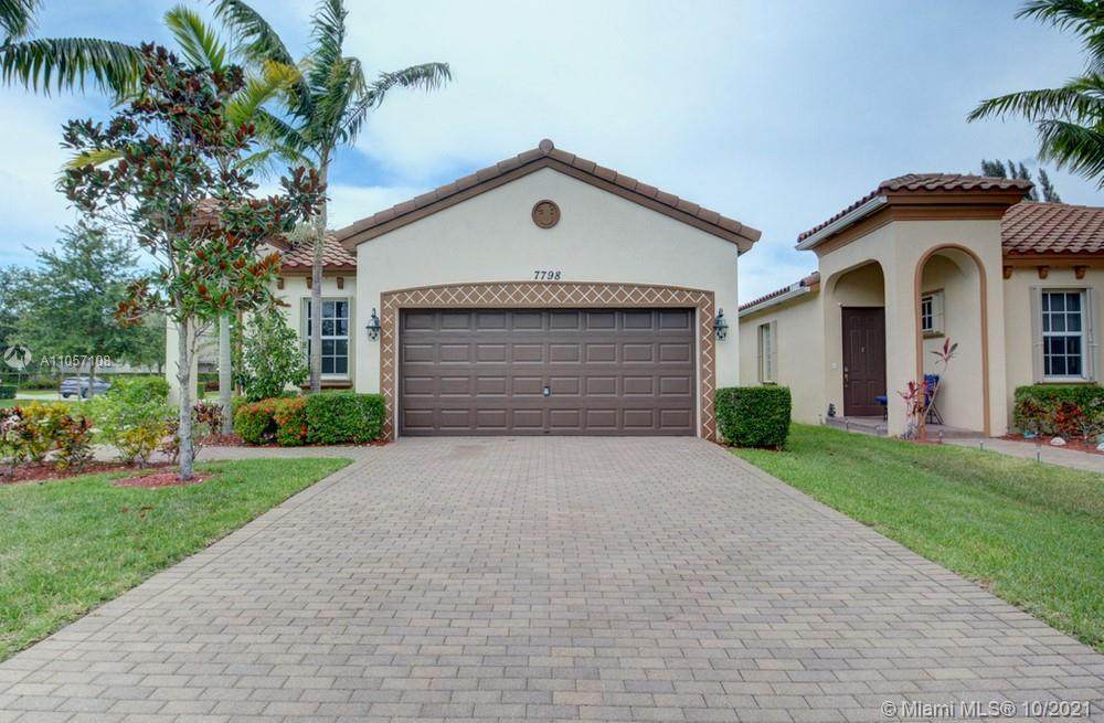 7798 Patriot Street - Photo 1