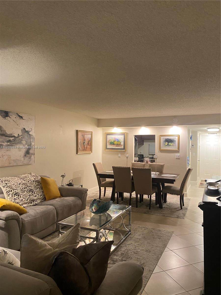 361 Hollybrook Dr - Photo 1