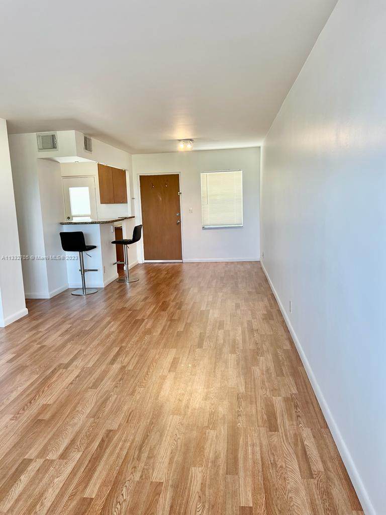 2555 11th St - Photo 1