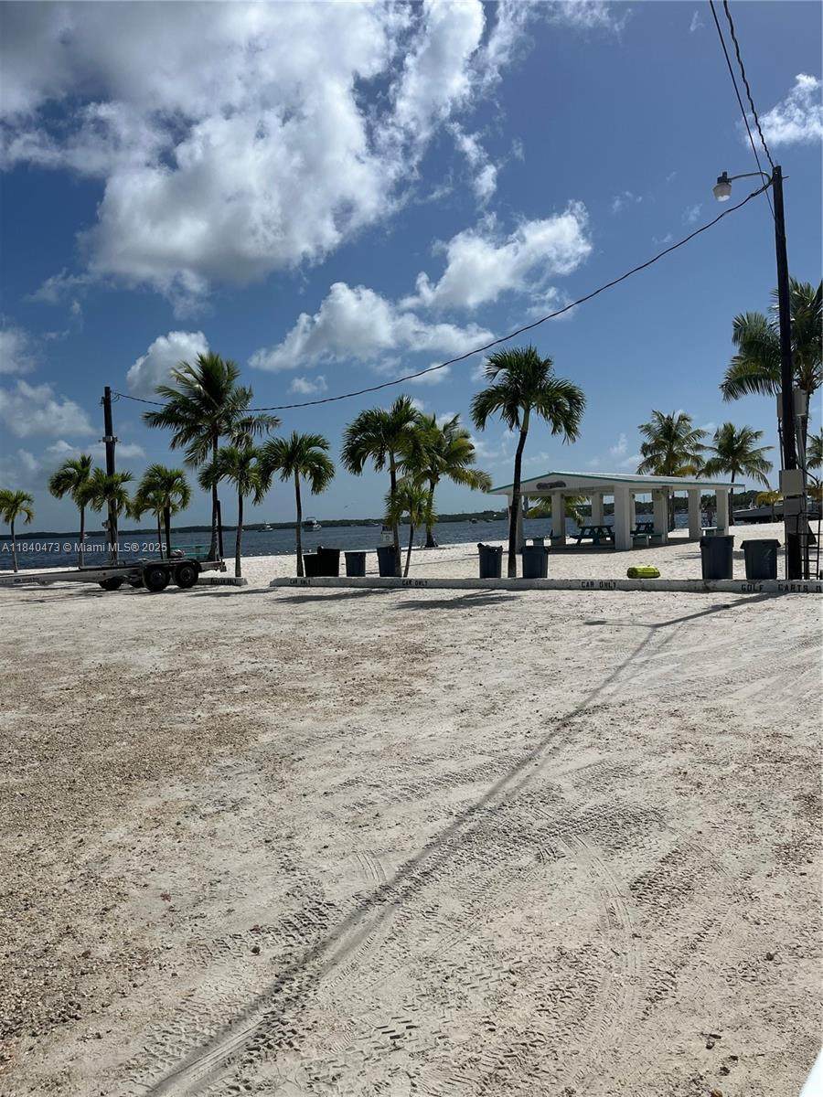 55 Tarpon Basin Dr - Photo 1