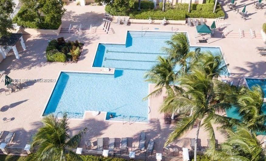 https://bt-photos.global.ssl.fastly.net/miami/orig_boomver_4_A11897657-2.jpg