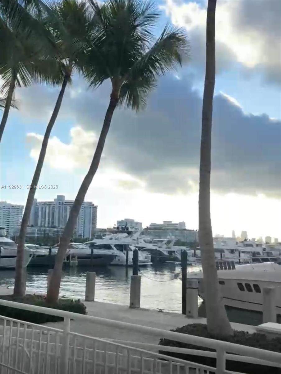 https://bt-photos.global.ssl.fastly.net/miami/1280_boomver_4_A11929631-2.jpg